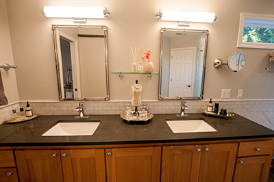 bathroom with two sinks