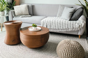 round-area-rug-in-living-room