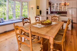 Engineered-hardwood-flooring-in-kitchen