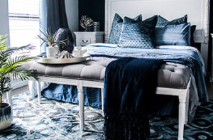 bedroom-patterned-blue-carpet