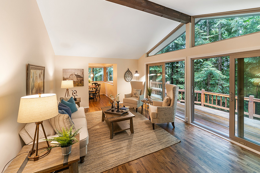 prefinished-hardwood-floor-living-room